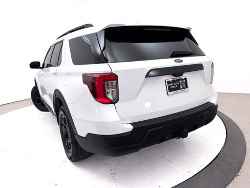 Used 2023 Ford Explorer Timberline w/ Timberline Technology Package AWD/4WD image 9