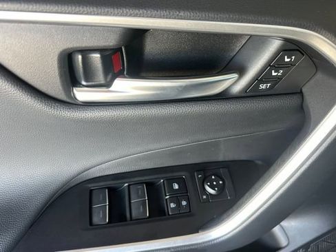 Used 2025 Toyota RAV4 Limited w/ Advanced Technology Package image 11