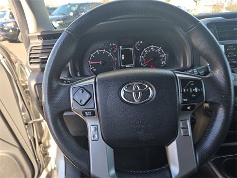 Used 2021 Toyota 4Runner SR5 image 27
