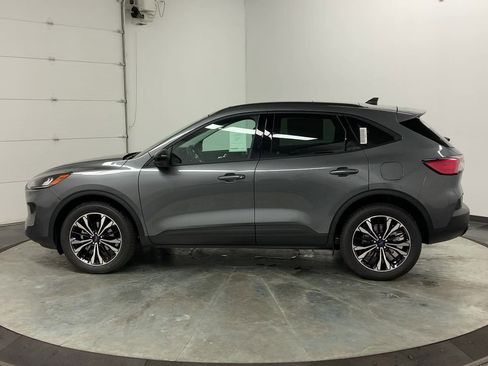 Used 2022 Ford Escape SEL w/ SEL Stealth AWD Package image 5