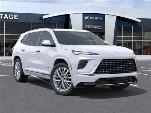 New 2026 Buick Enclave Avenir image 7