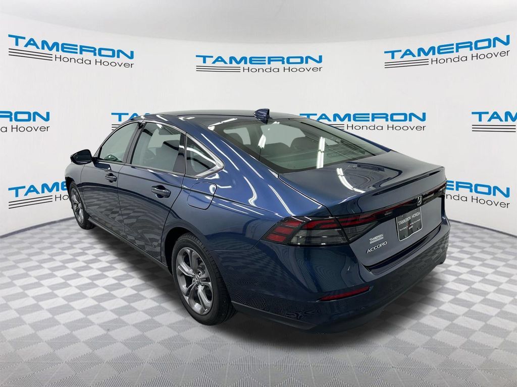 Used 2024 Honda Accord EX image 3