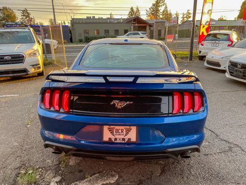Used 2018 Ford Mustang Coupe w/ Ecoboost Performance Package image 9