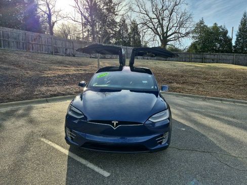 Used 2018 Tesla Model X 75D image 33