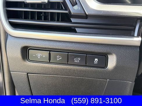 Used 2025 Kia Telluride S AWD/4WD image 25
