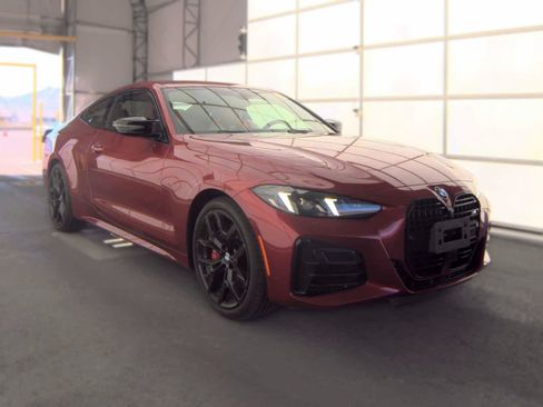 Used 2026 BMW 440i xDrive Coupe w/ Premium Package AWD/4WD image 3
