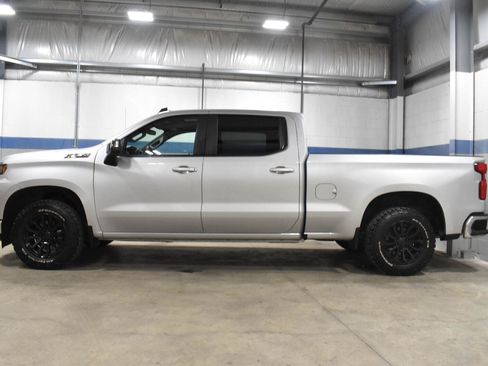 Used 2020 Chevrolet Silverado 1500 LT AWD/4WD image 23