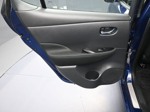 Used 2024 Nissan Leaf SV Plus image 12