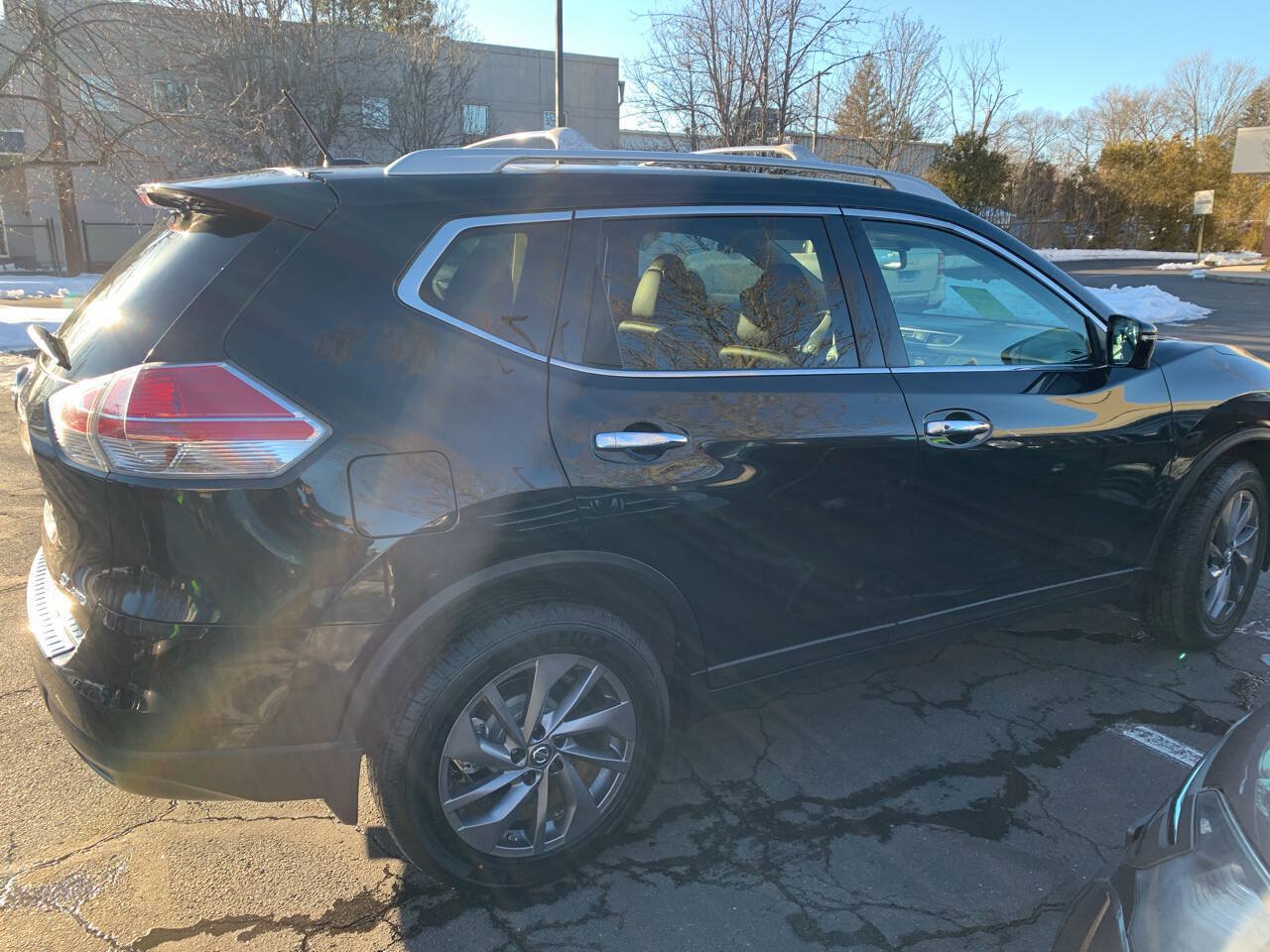 Used 2016 Nissan Rogue SL w/ SL Premium Package AWD/4WD image 8