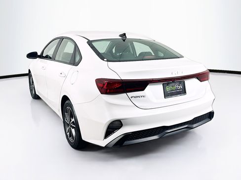 Used 2022 Kia Forte LXS w/ LXS Technology Package image 5