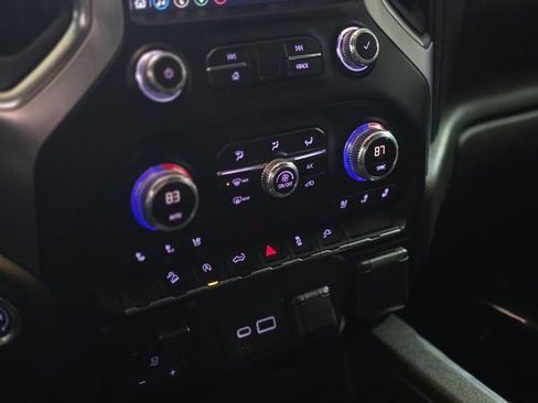 Used 2019 GMC Sierra 1500 SLT w/ SLT Premium Package AWD/4WD image 20