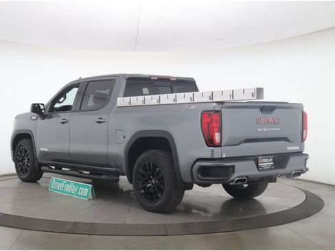 Used 2020 GMC Sierra 1500 Elevation w/ Elevation Value Package AWD/4WD image 8