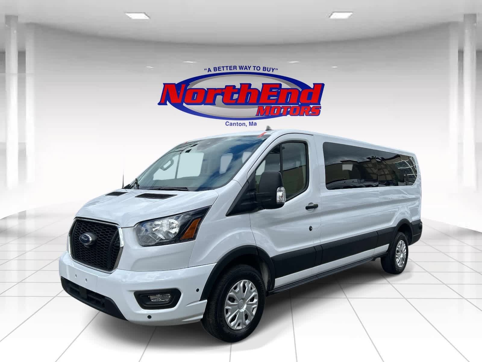 Used 2024 Ford Transit 350 XLT RWD image 7