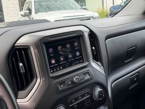 Used 2024 Chevrolet Silverado 1500 Custom Trail Boss w/ LPO, Dark Essentials Package AWD/4WD image 20