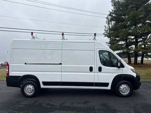 Used 2023 RAM ProMaster 2500 w/ Convenience Group image 6