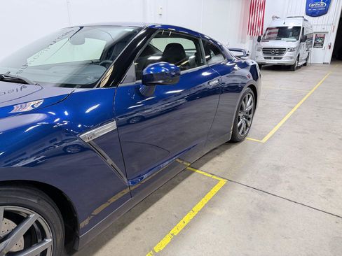 Used 2014 Nissan GT-R Premium AWD/4WD image 21