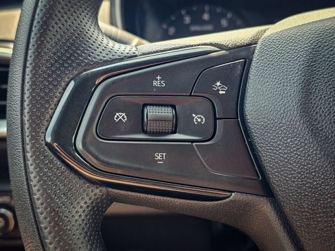 Used 2021 Chevrolet TrailBlazer LS AWD/4WD image 17