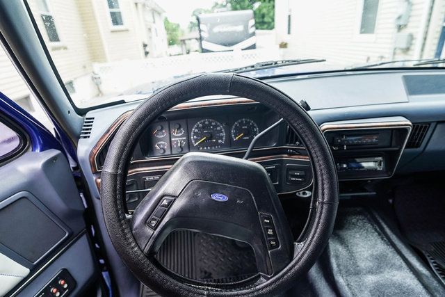 Used 1991 Ford Bronco AWD/4WD image 36