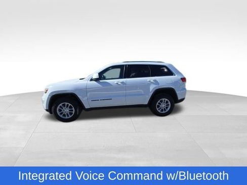 Used 2019 Jeep Grand Cherokee Laredo image 4