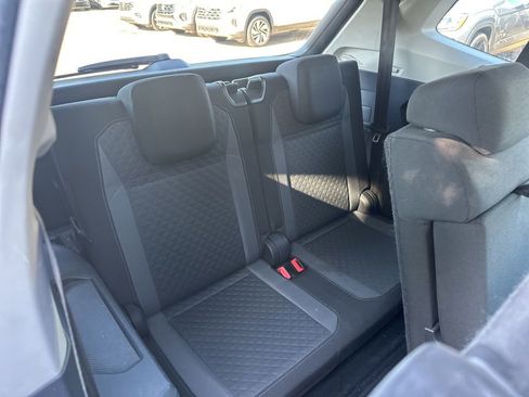 Used 2019 Volkswagen Tiguan S FWD image 20