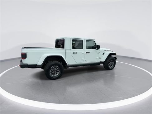 New 2026 Jeep Gladiator Mojave image 8
