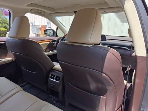 Used 2019 Lexus RX 350 FWD w/ Premium Package image 36