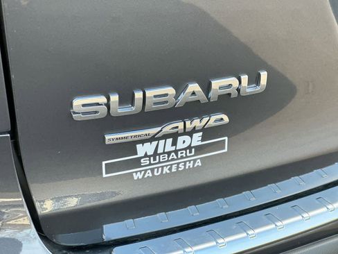 Certified 2025 Subaru Ascent Limited image 9