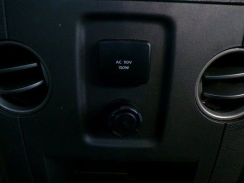 Used 2015 Ford F350 Lariat image 12