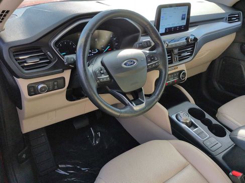 Used 2020 Ford Escape SEL image 16
