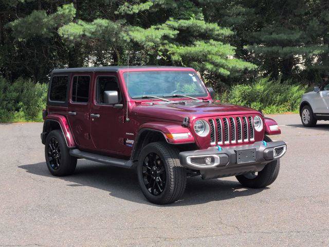 Certified 2022 Jeep Wrangler Unlimited Sahara w/ Cold Weather Group AWD/4WD image 3