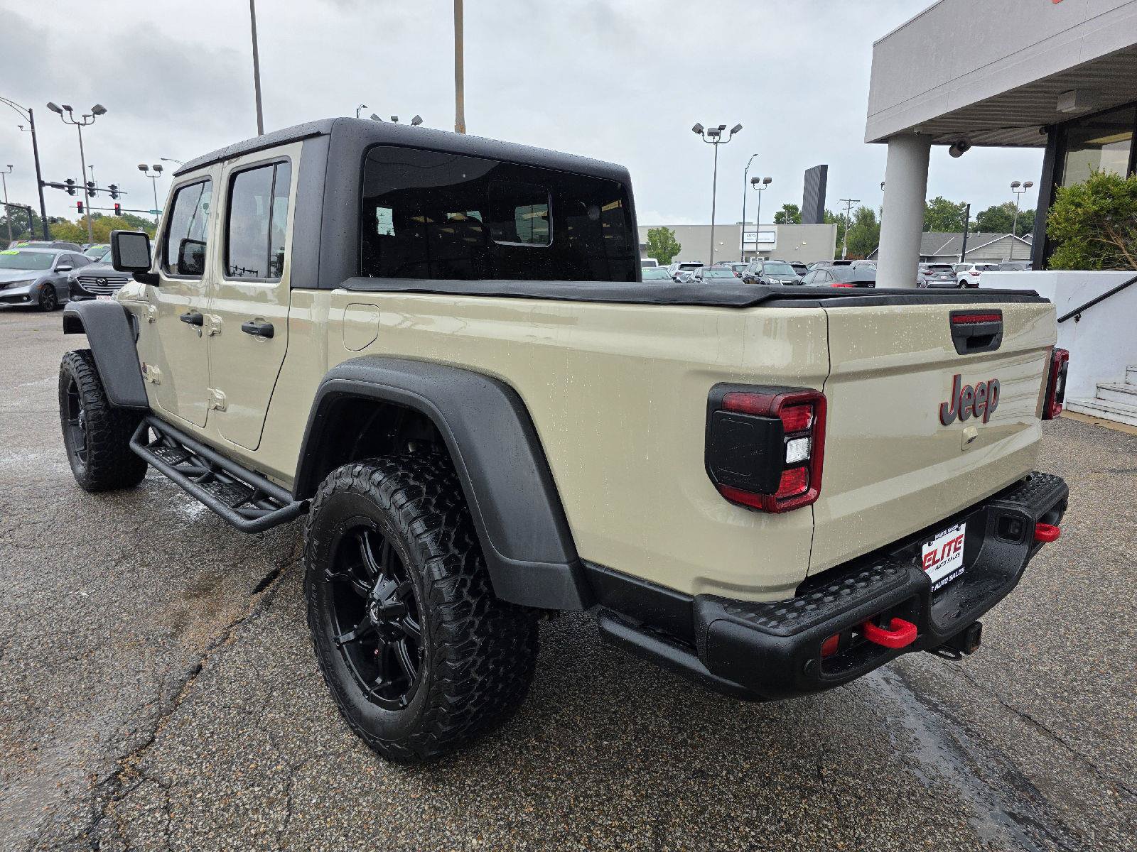Used 2020 Jeep Gladiator Overland w/ Popular Equipment Package AWD/4WD image 7