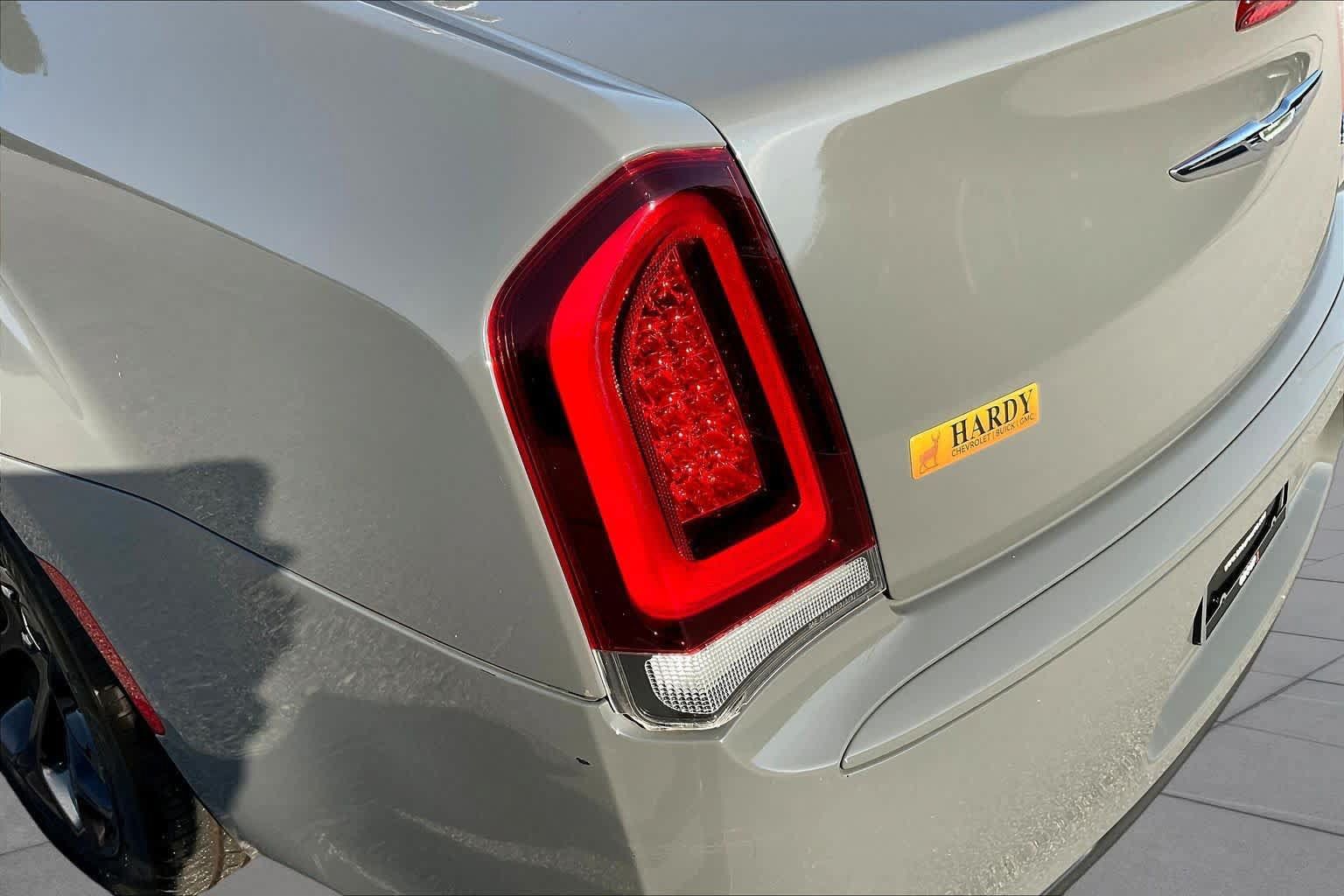 Used 2019 Chrysler 300 Touring w/ Sport Appearance Package RWD image 28