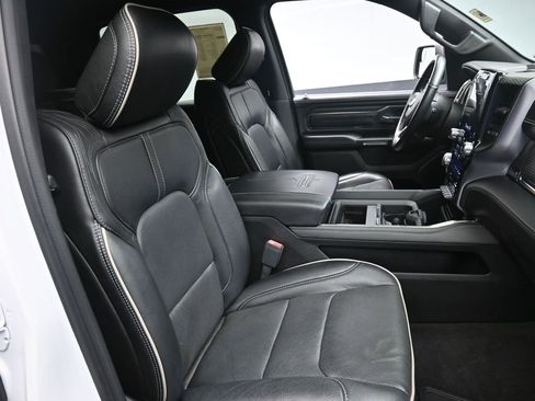 Used 2020 RAM 1500 Limited w/ Body Color Bumper Group image 27