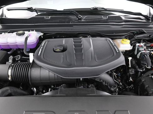 New 2026 RAM 1500 Limited AWD/4WD image 17