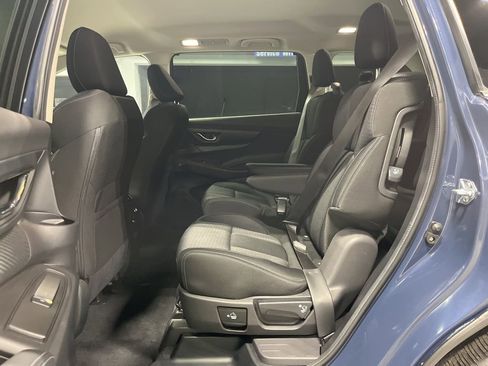 Certified 2025 Subaru Ascent Premium image 30
