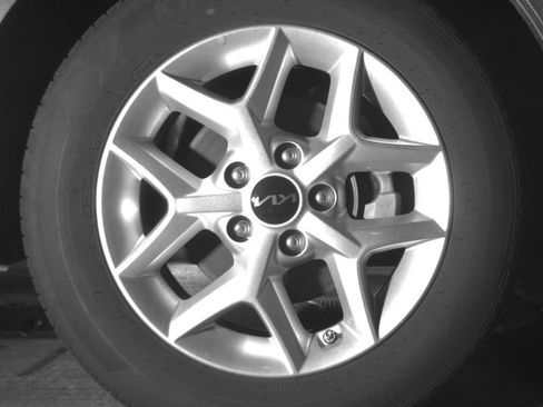 Used 2025 Kia Soul LX w/ LX Technology Package image 13