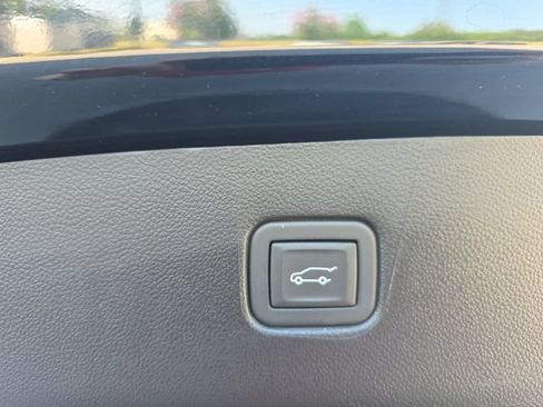 Used 2024 Chevrolet Blazer LT w/ Convenience Package FWD image 14