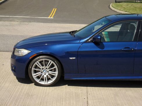 Used 2011 BMW 335i Sedan RWD image 7