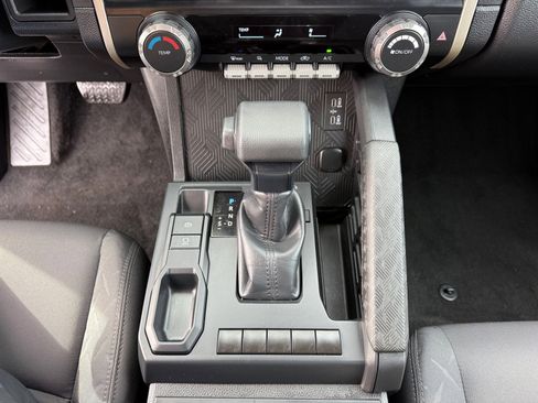 Used 2024 Toyota Tacoma SR image 20