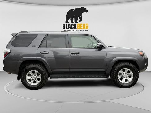 Used 2022 Toyota 4Runner SR5 Premium AWD/4WD image 2