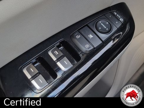 Used 2020 Kia Sportage EX FWD image 26
