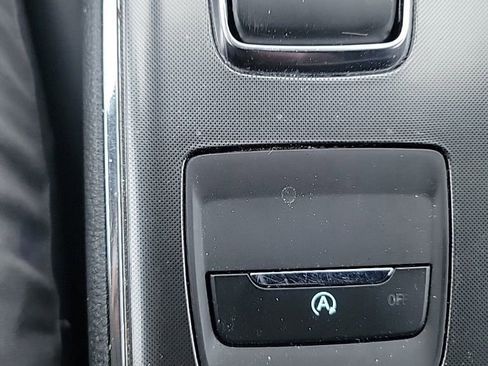 Certified 2022 Ford Edge ST-Line w/ Class II Trailer Tow Package image 40