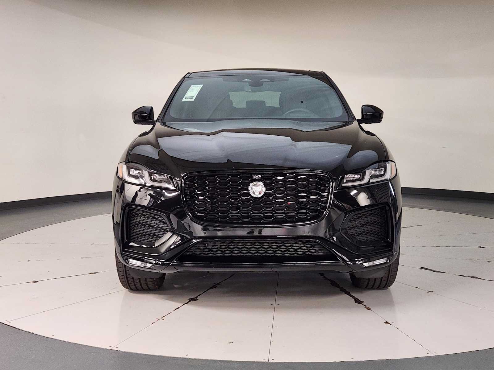 New 2026 Jaguar F-PACE R-Dynamic S AWD/4WD image 9