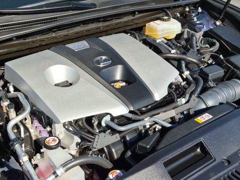 Used 2021 Lexus ES 300h w/ Accessory Package image 24