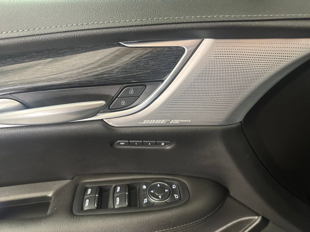 Certified 2023 Cadillac XT5 Premium Luxury w/ Technology Package AWD/4WD image 17