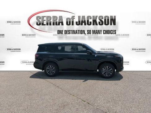 Used 2025 INFINITI QX80 Pure w/ Cargo Package AWD/4WD image 10