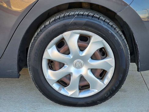 Used 2015 MAZDA MAZDA3 i Sport image 27