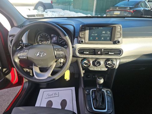 Used 2019 Hyundai Kona SE image 22