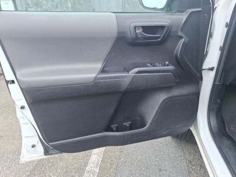 Used 2023 Toyota Tacoma SR RWD image 13