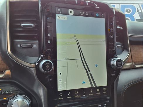 Used 2023 RAM 1500 Limited w/ Body Color Bumper Group image 19